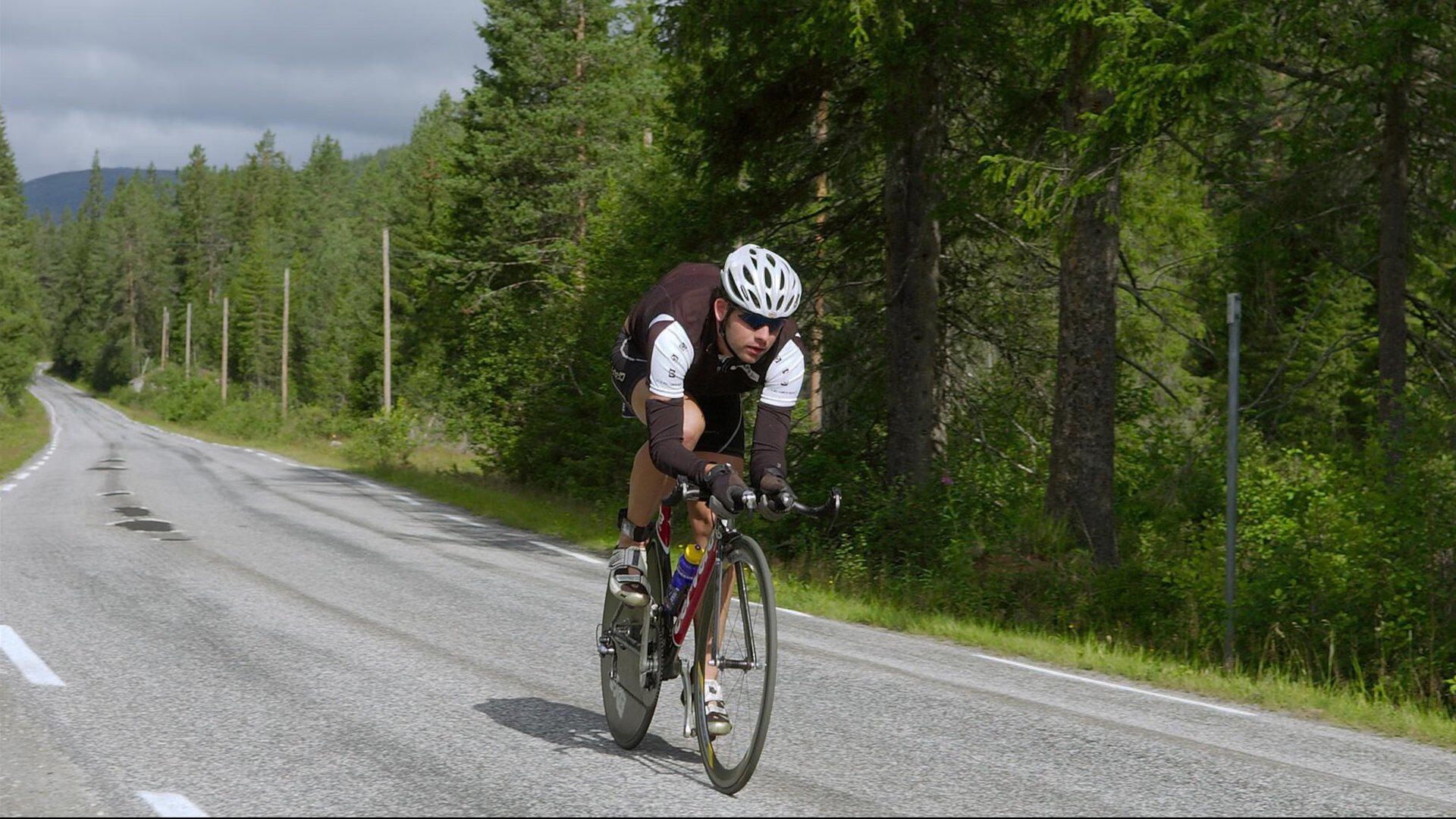 巨人苏醒!武切维奇压制级发挥领衔 山西队粉碎新疆队天山神话