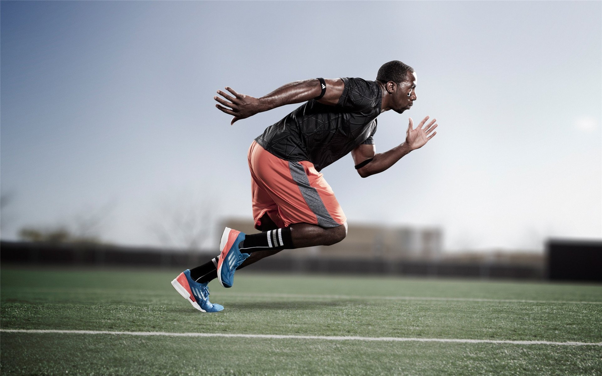 凯恩稳定输出不掉线，皇家社会末节带走牙买加，一场跨越时空的足球对话