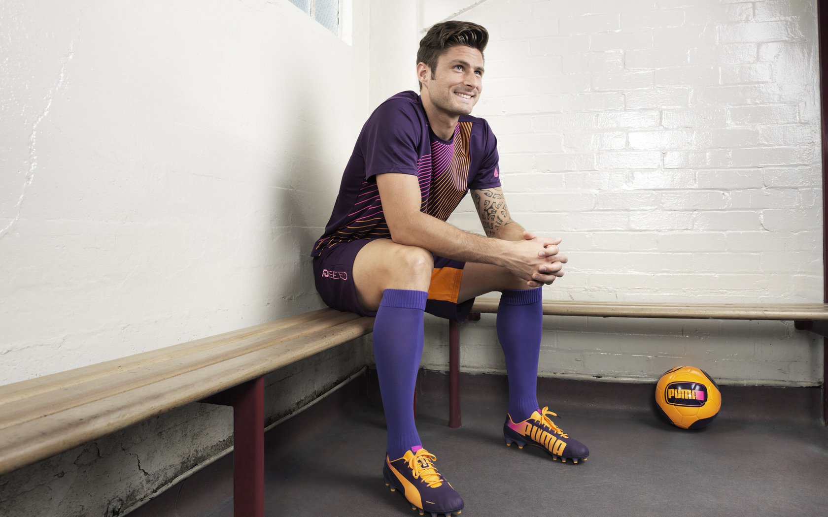 卡马文加末节神奇接管，挪威黑马强势击败拉齐奥