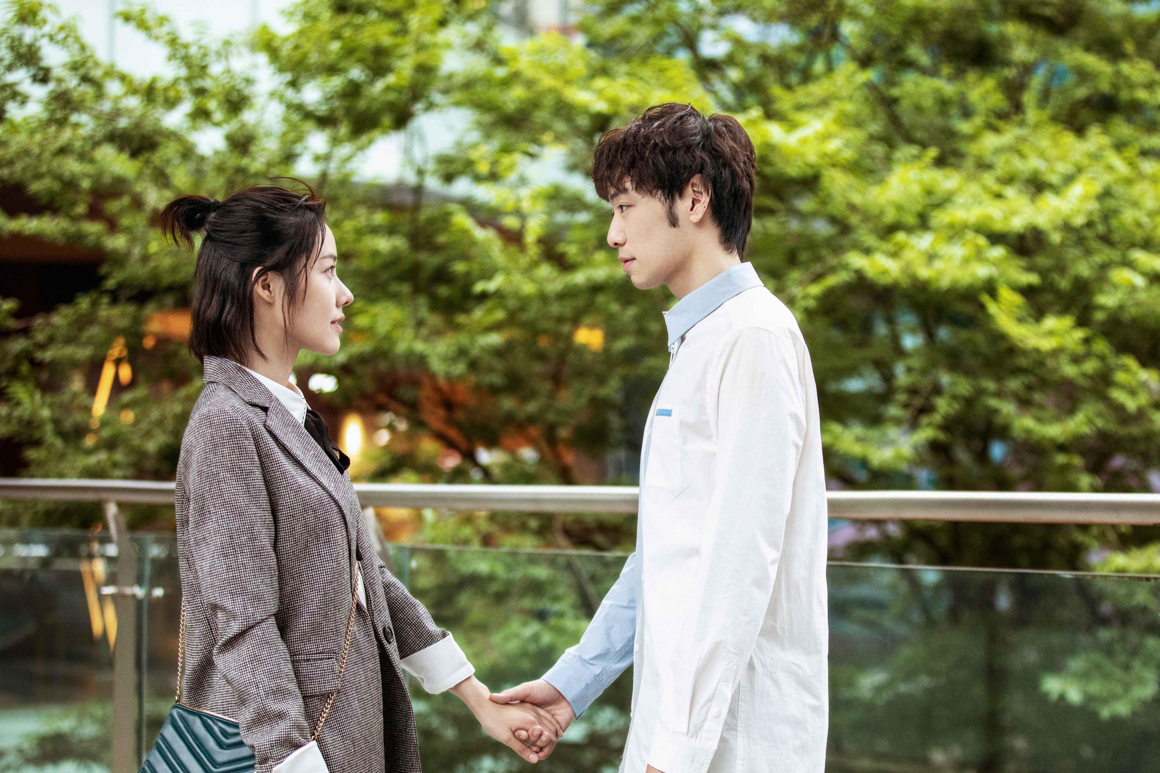 爱游戏tv-当草根灰熊改写西决规则，马克西在迈阿密阴影下接管比赛