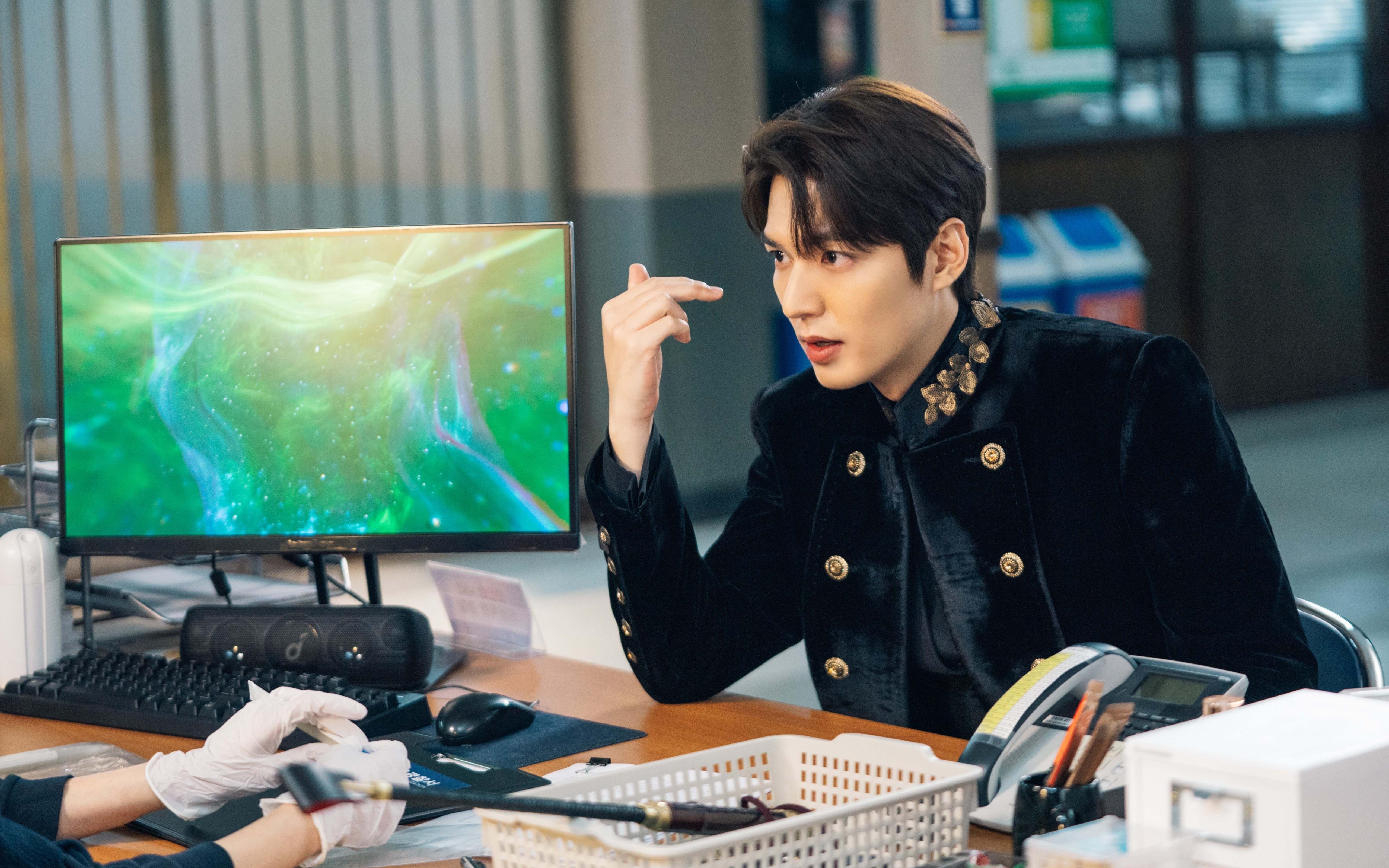 爱游戏体育-拉齐奥托特纳姆的太阳神，加维用致命节奏点亮埃及之夜